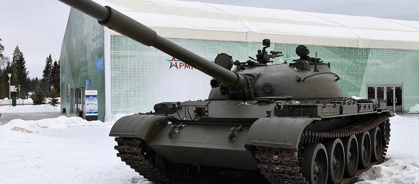 T-62 του συριακού Στρατού αντέχει χτύπημα από αντιαρματικό TOW (βίντεο)